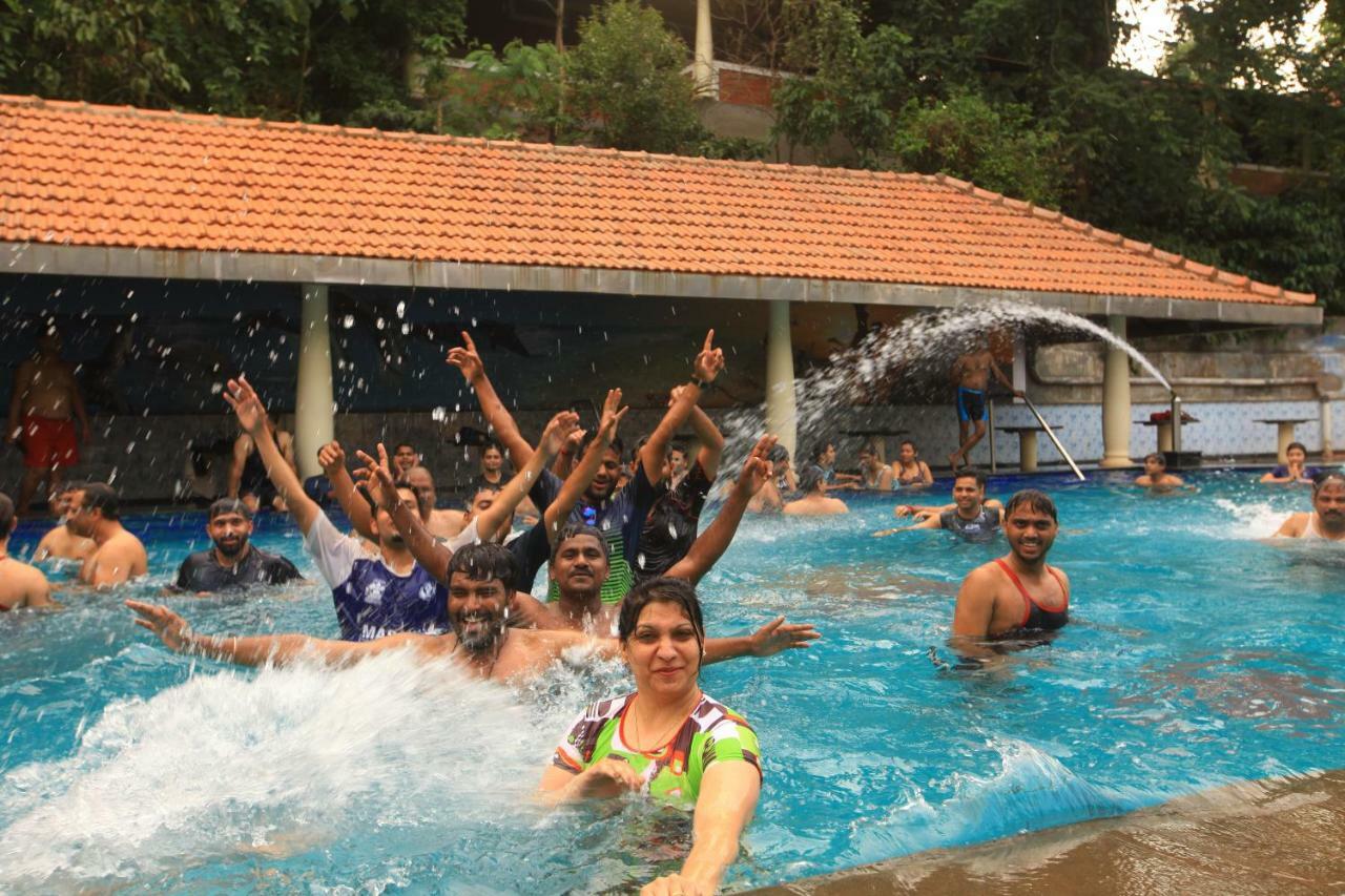 Eagle Eye Resorts Sangameswarpet Exterior foto
