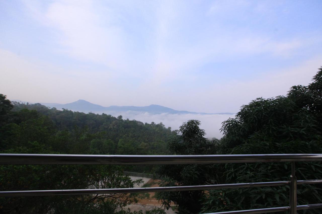 Eagle Eye Resorts Sangameswarpet Exterior foto