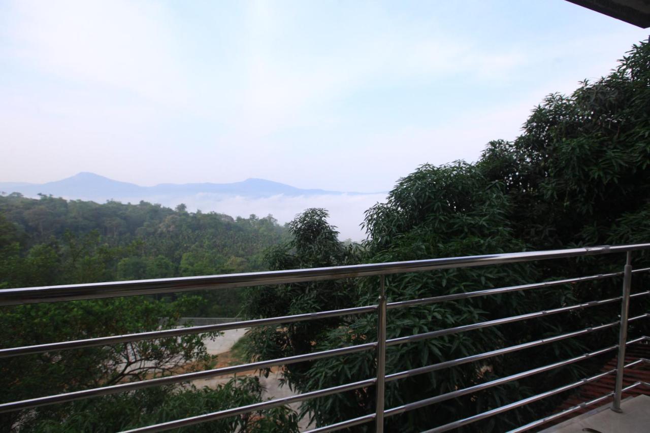 Eagle Eye Resorts Sangameswarpet Exterior foto
